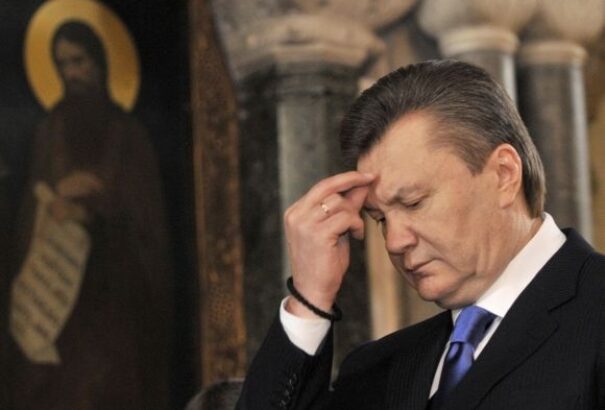 Tizenhárom év börtönre ítélte a kijevi bíróság Janukovicsot