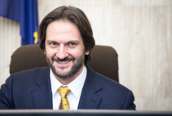 Las Vegasba, a bűn városába „menekült” Robert Kaliňák