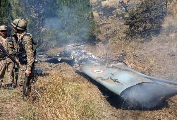 Kasmíri konfliktus – Szakértő: nem lehet kizárni az atomfegyverek használatát sem