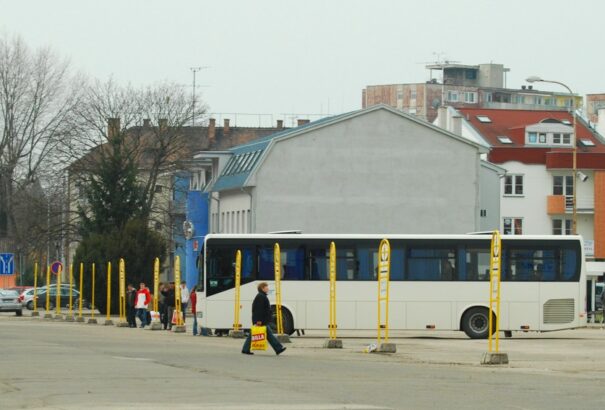 Több mint ötmillió euróból új buszpályaudvar épülhet Érsekújvárban