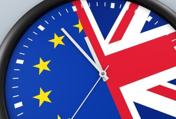 Brexit – Johnson kezdeményezte a Brexit halasztását, de károsnak tartaná a kérés teljesítését