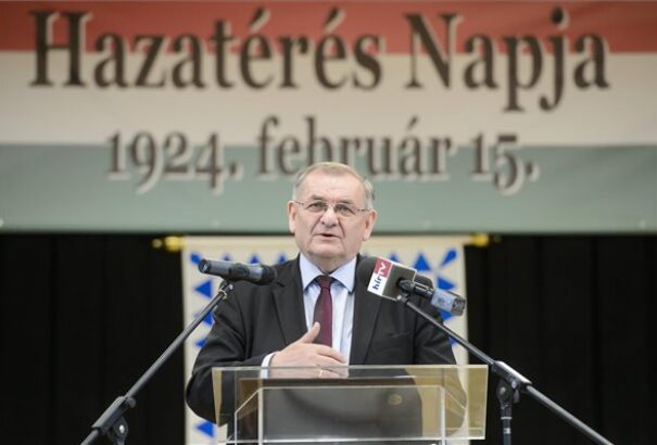 Lezsák Sándor: Somoskőújfalun feltámadás lett a trianoni gyászból