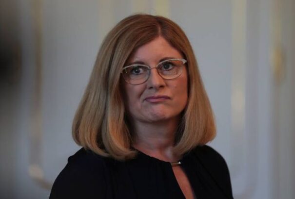 Matečná arra buzdítja az étkezdéket, hogy az állami rendszeren keresztül vásároljanak húst, de az oldal nem működik