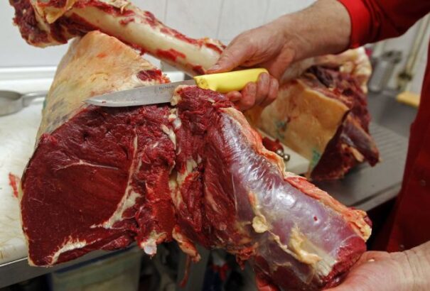 Kétszer annyi romlott lengyel hús került a szlovákiai iskolák étkezdéibe, mint korábban feltételezték