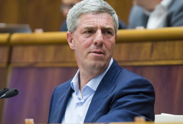 Bugár szerint az alkotmánybíró-választás körül kialakult helyzet miatt nem fog szétesni a koalíció