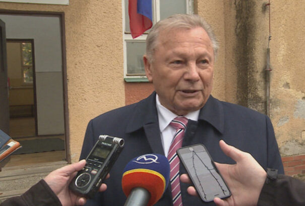 Jól van a szívműtéten átesett exállamfő