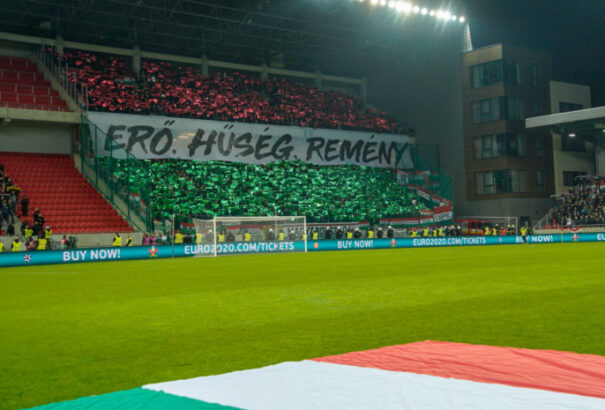 Dian Csaba: Erő, hűség, remény. Minden más alaptalan