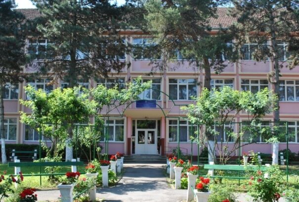 A szatmárnémeti önkormányzat heves vita után elfogadta, hogy Rákóczi Ferenc nevét vegye fel egy iskola