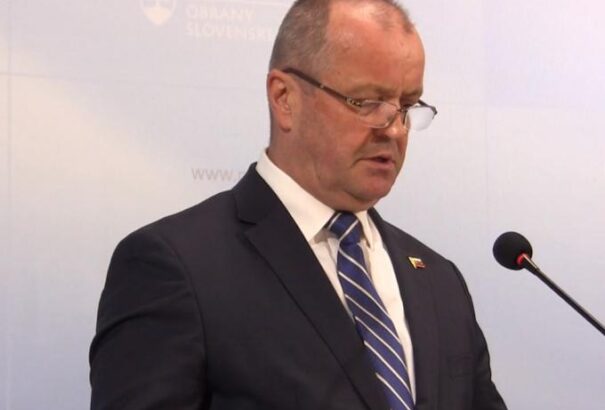 A védelmi minisztérium megszakította a tárgyalásokat az amerikai védelmi együttműködésről