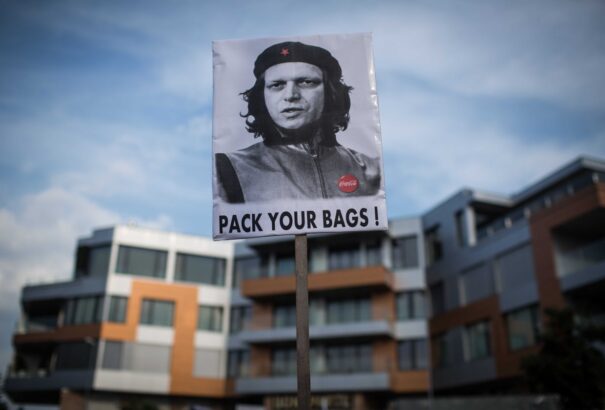 Pellegrini: Kár, hogy Fico nem költözött ki korábban a Bonaparte lakókomplexumból