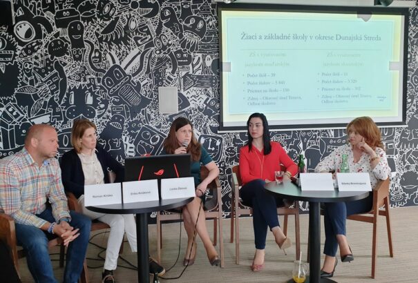 Az ombudsman a magyar gyerekekért nem, de a szlovákokért annál inkább aggódik