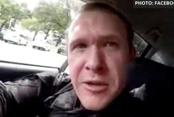 Új-zélandi vérengzés: tömeggyilkosságért vádat emeltek az elkövető ellen