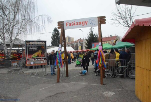 Farsangbúcsúztató Losoncon – Képekkel