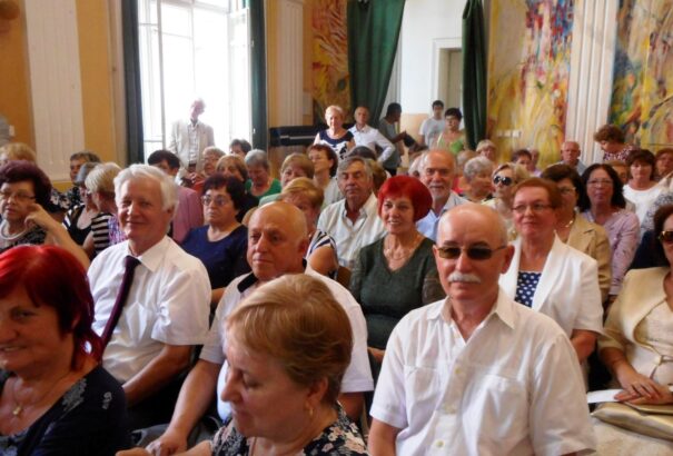 Jubileumra készül a Komáromi Magyar Gimnázium Öregdiákjainak és Tanárainak Baráti Köre