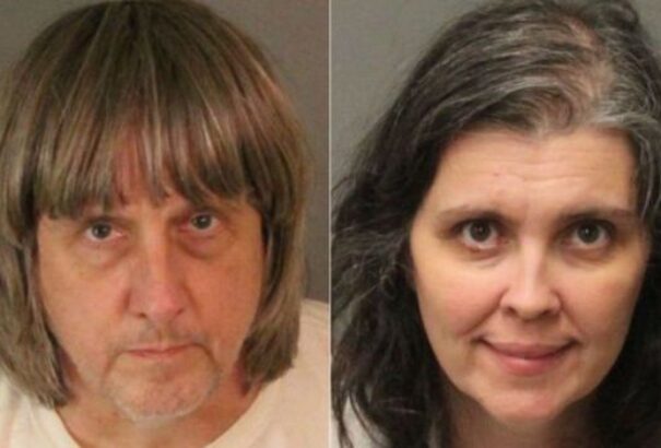 Életfogytiglanra ítélték a gyerekeiket kínzó szülőket