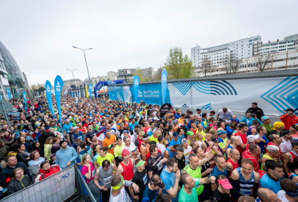 ČSOB Pozsonyi Maraton: A férfiaknál lengyel, a nőknél cseh, félmaratoni távon szlovák siker született