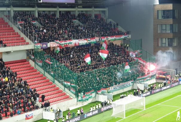 Szlovákiát és Magyarországot is megbüntette az UEFA a szurkolói viselkedés miatt