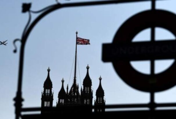 Döntetlen volt a szavazás a további véleménynyilvánító szavazásokról, a házelnök nemleges voksa döntött