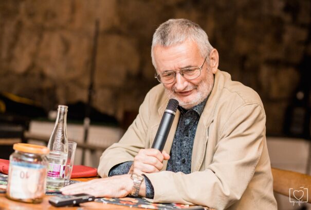 Csányi Vilmos professzorral a komáromi Polgári Szalonban