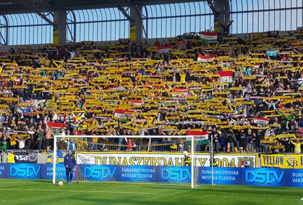 Gyűlnek az aláírások a magyar himnusz megvédésére – Friss számok