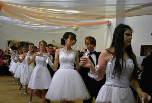 Egyházasbáston tartottak próbabált a nyolcadikos alapiskolások