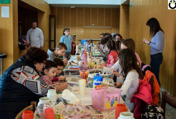 Húsvéti hangulat a gellei fiatalok körében – Képekkel