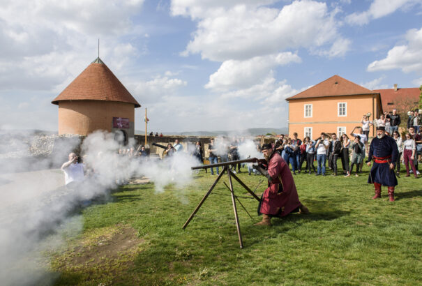 Megújul az Egri vár