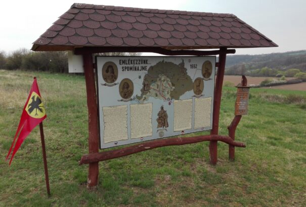 Magyar jelképeket gyaláztak meg ismeretlenek Paláston