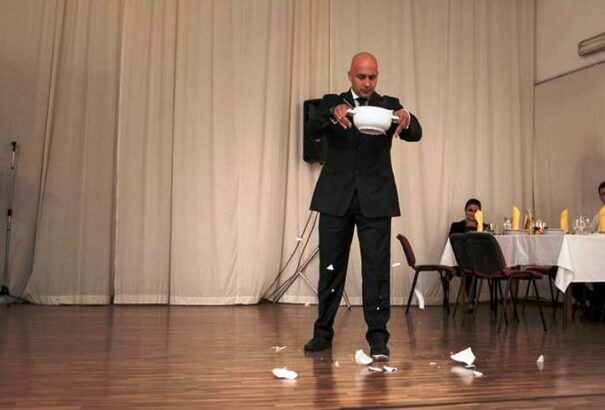 Míg a szlovák pártok építkeznek, a (még) Menyhárt vezette MKP tanácstalanul sodródik