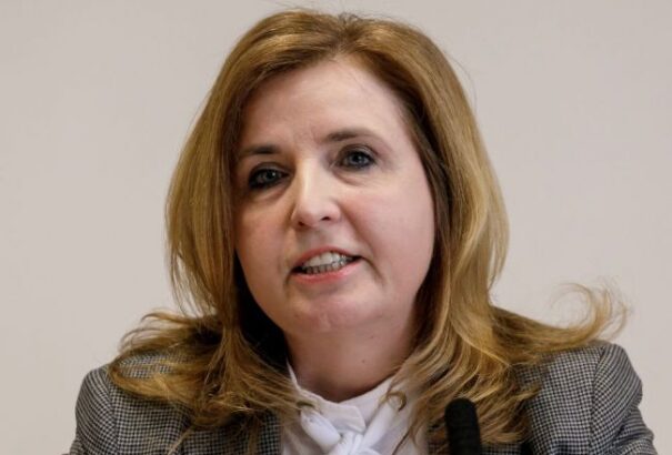 Himnusztörvény: Sárközy Irén (Most-Híd) ismét majdnem megszavazta a magyar himnusz betiltását