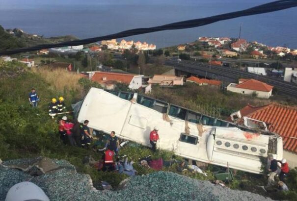 Súlyos buszbaleset Madeirán: 29-en meghaltak