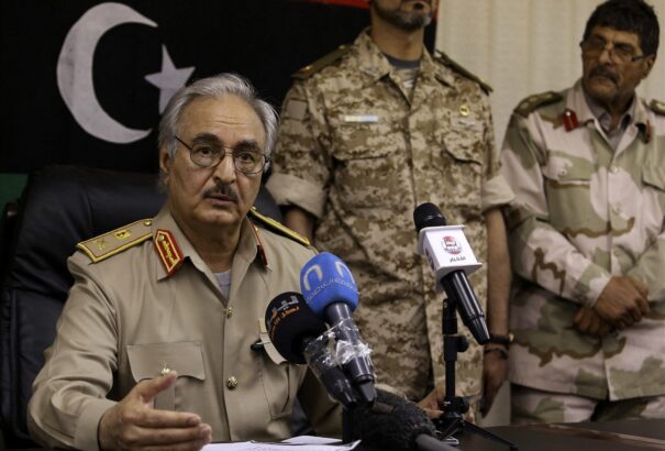 Líbiai konfliktus: Haftár tábornok célpontnak tekint minden török hajót és repülőgépet