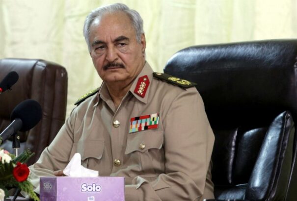 Líbiai konfliktus: Eddig 75-en haltak meg a harcokban, több ezren hagyták el otthonukat