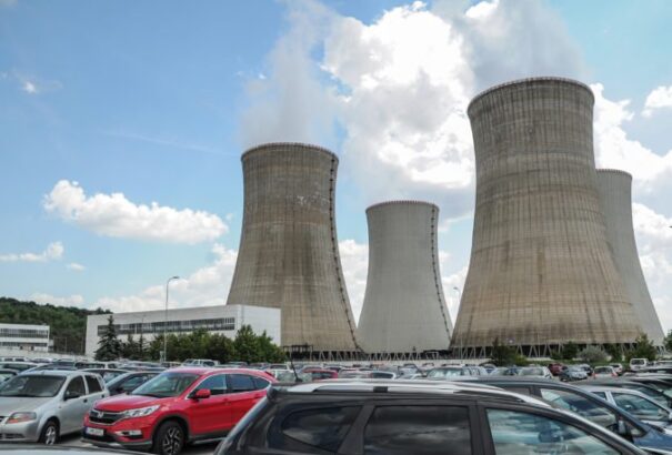 Késik a mohi atomerőmű átadása. Az egész projekt negyed milliárd euróval drágul