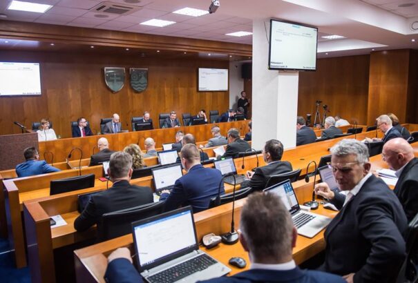 Nagyszombat megye – Üléseztek a képviselők, döntöttek a pályázatokról is