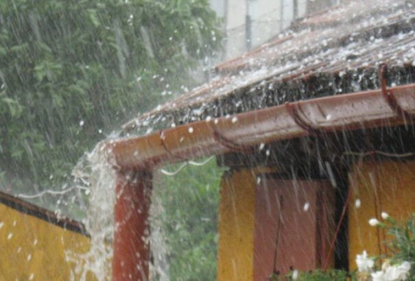 Nyugat-Szlovákia: Jégesőre, viharokra, erős szélre figyelmeztetnek a meteorológusok