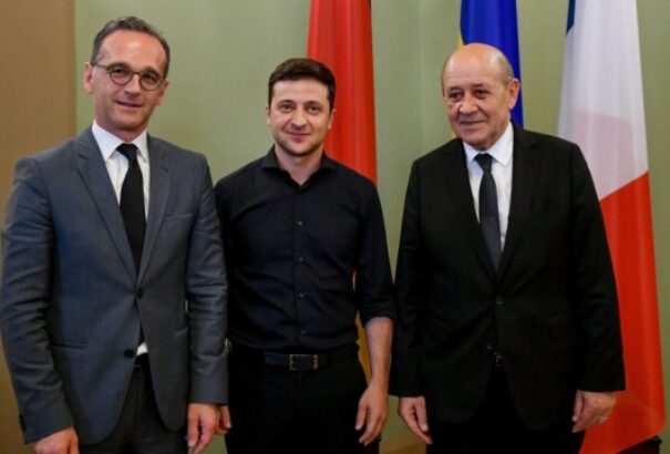 A kelet-ukrajnai válság rendezéséről tárgyalt Zelenszkij a német és a francia külügyminiszterrel