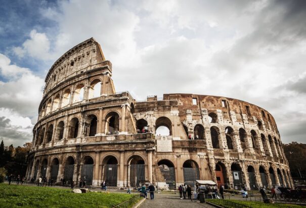 Egy magyar turista miatt szigorítják a Colosseum őrzését