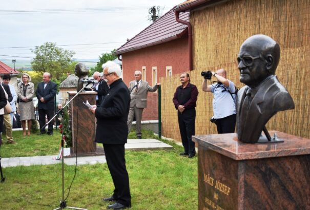 Irodalmárainkat méltatták Gömörben