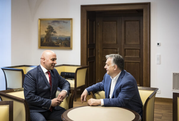 Orbán Viktor végre fogadta az MKP elnökét, az EP-választásokon a párt támogatására buzdít