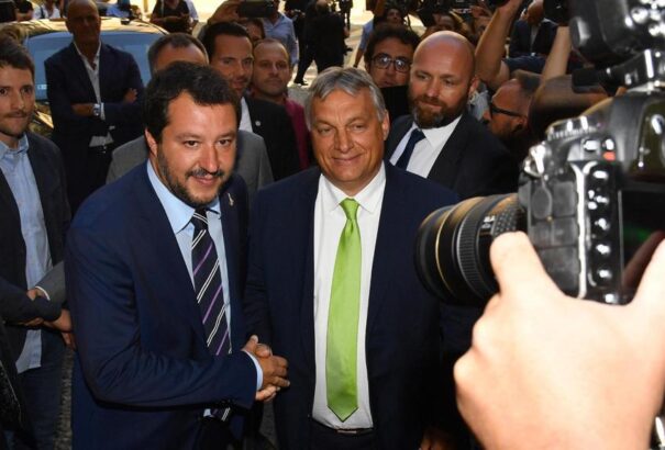 Orbán Viktor a La Stampának: az Európai Néppárt működjön együtt a Salvini vezette jobboldallal!