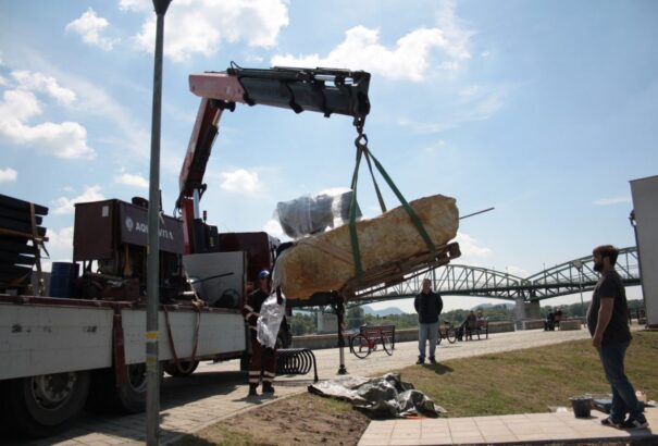 Vasárnap avatják Ľudovít Štúr szobrát Párkányban, tiltakoztak a helyiek