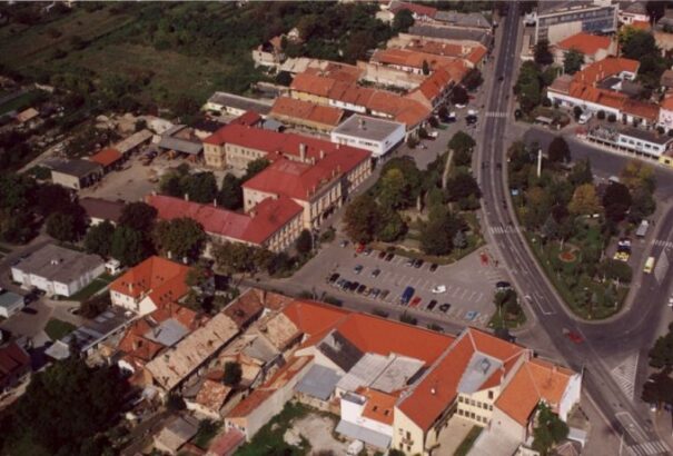 Párkány után: Ki érdemelne szobrot Ipolyságon? Szavazás!