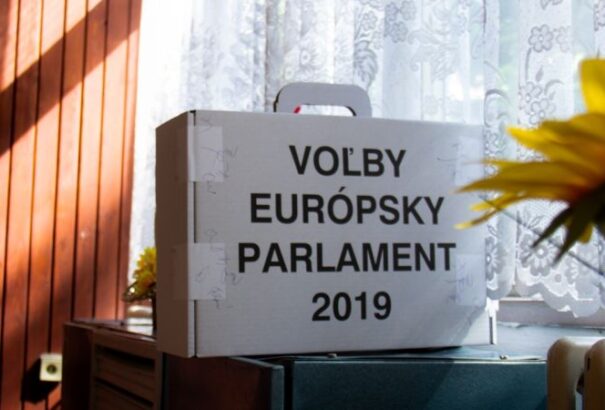 Összesített becslések: Sem a Most-Híd sem az MKP nem jut be az Európai Parlamentbe