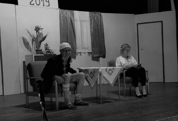 Hétvégi hadüzenet a rekeszizmoknak: Esztrádműsor Paláston