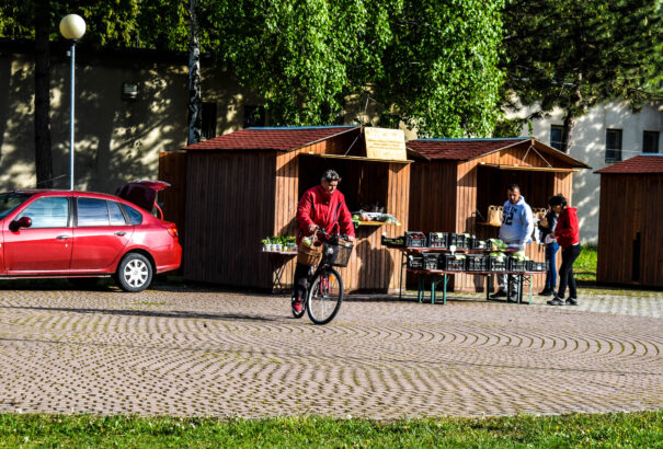 Megnyitotta kapuit a gellei piactér – minden, mi hazai, kapható! (Képekkel)