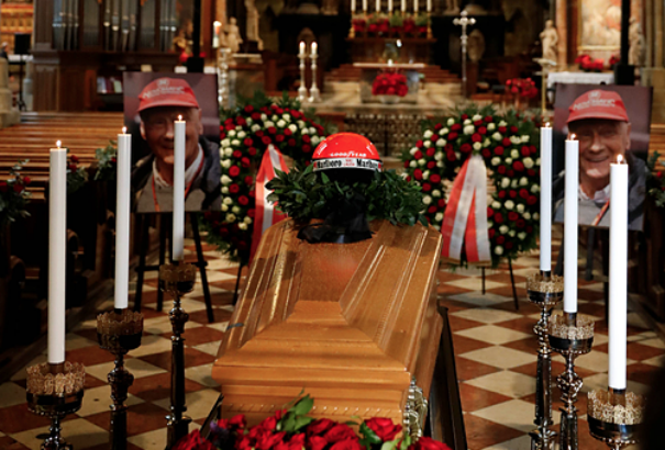 Ma helyezik örök nyugalomra Niki Laudát