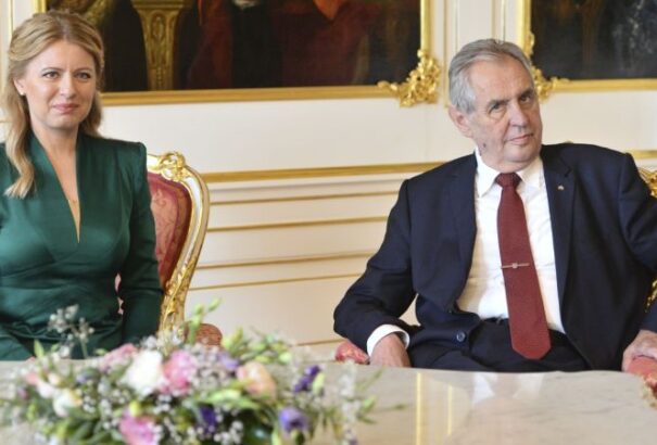 A csehek „Éljen Szlovákia!“ felkiáltással köszöntötték Čaputovát első csehországi útja során