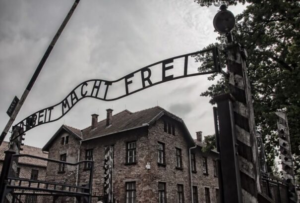 Kártérítést fizet a holland vasúttársaság a második világháborús deportálásokban játszott szerepe miatt