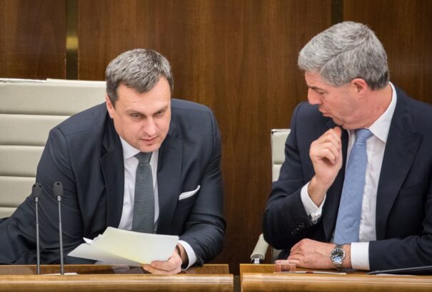 A Most ellenzi, a Híd támogatja az SaS nyelvtörvény-módosító javaslatát?